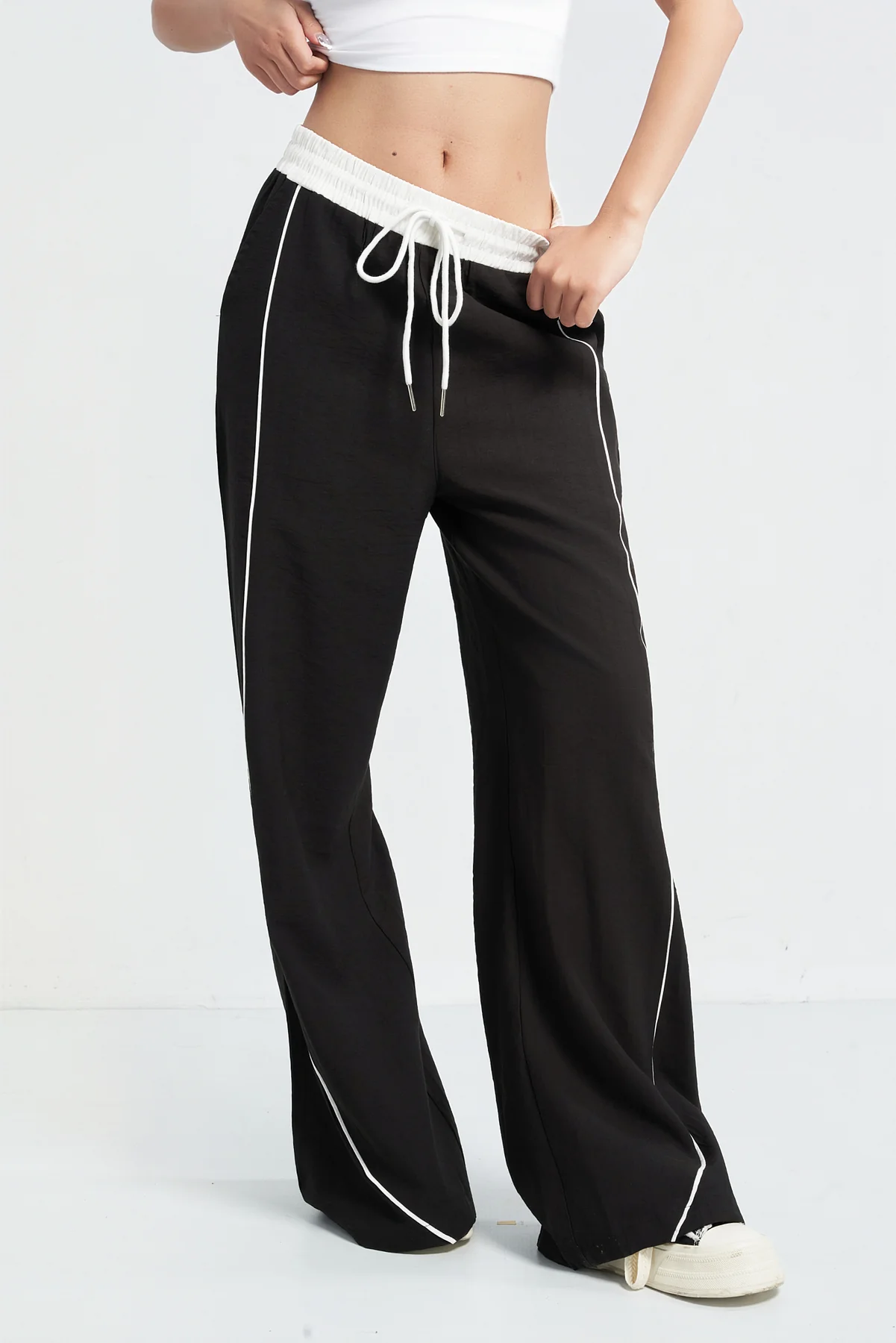 Drawstring Wide Leg Pants - Image 3