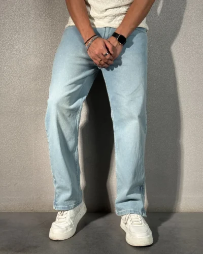 Flashback Slit Straight Fit Jeans